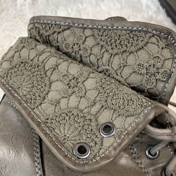 Rock and Candy Spray Paint lace accent combat Moto boots, size 8 - Picture 10 of 10